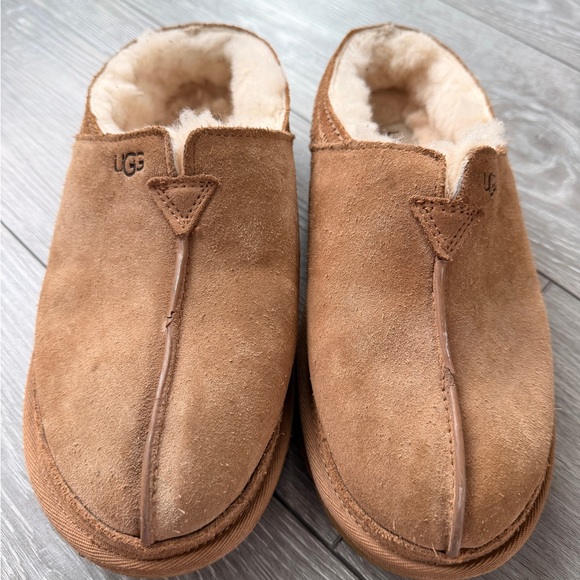 UGG Men’s Neumel Slip on Shoes - Picture 2 of 14